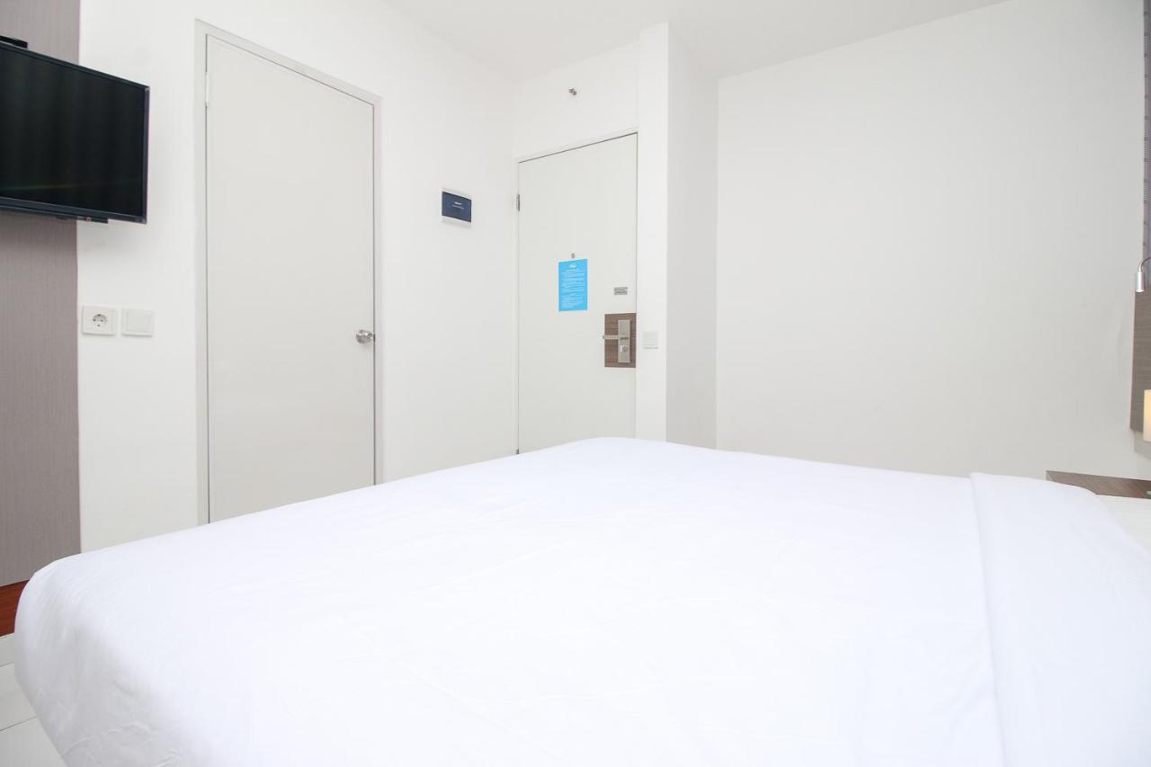 Smarthomm Inn Bandara Parungkuda Extérieur photo